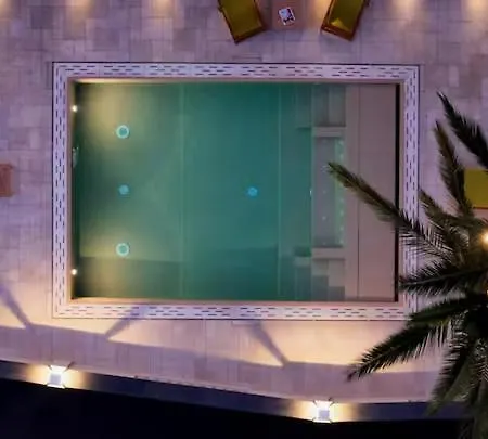 Luxury Authentic Italian Pool & Terrace Willa