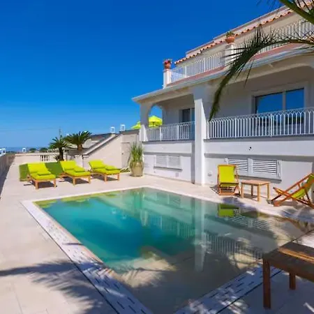 Luxury Authentic Italian Pool & Terrace * Massa Lubrense