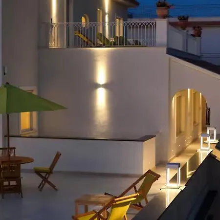 Luxury Authentic Italian Pool & Terrace