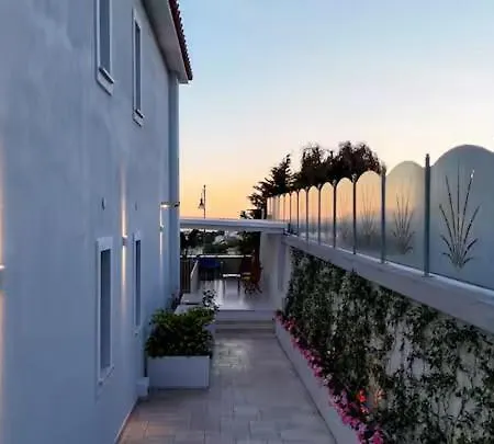 Luxury Authentic Italian Pool & Terrace Villa *